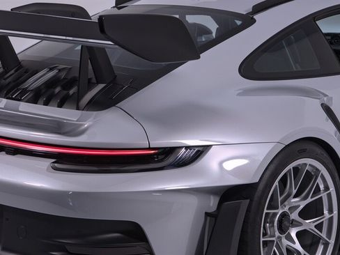 Used 2025 Porsche 911 GT3 RS RWD image 40