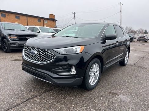 Certified 2023 Ford Edge SEL w/ Convenience Package image 28