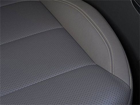 New 2026 Buick Envista Avenir image 21