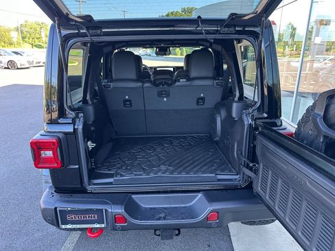 Used 2026 Jeep Wrangler Unlimited Rubicon AWD/4WD image 29