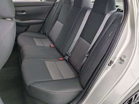 Used 2023 Nissan Sentra SV image 27