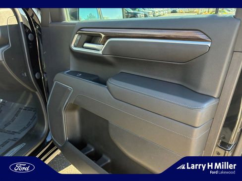 Used 2022 Chevrolet Silverado 1500 LT image 16