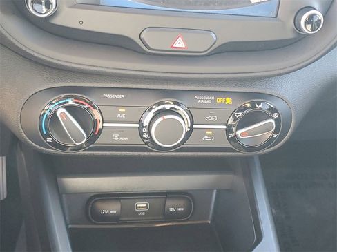 Used 2023 Kia Soul LX w/ Option Group 015 image 18