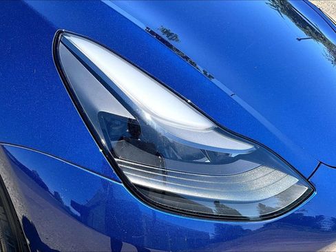 Used 2021 Tesla Model 3 Standard Range Plus RWD image 27