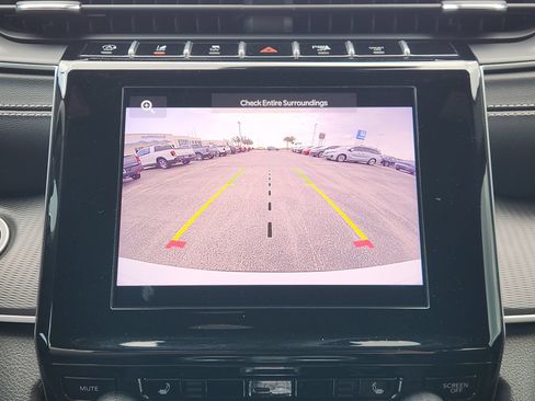 Used 2024 Jeep Grand Cherokee L Laredo w/ Luxury Tech Group I AWD/4WD image 21