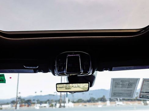 Used 2021 Jeep Grand Cherokee L Overland w/ Advanced Protech Group III image 19