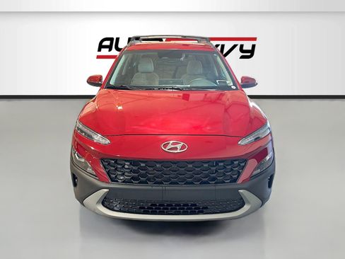 Used 2023 Hyundai Kona SEL AWD/4WD image 2