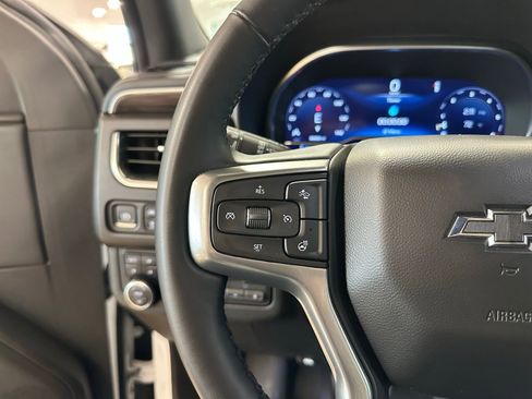 Used 2024 Chevrolet Suburban Z71 w/ Z71 Off-Road Package image 18