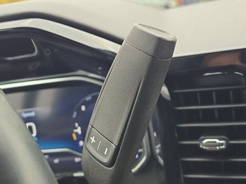 Certified 2024 Chevrolet Silverado 1500 LT image 26