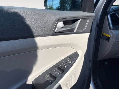 Used 2016 Hyundai Tucson Sport AWD/4WD image 10