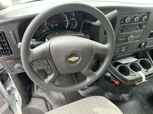 New 2025 Chevrolet Express 3500 w/ Power Convenience Package image 7