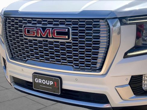 Used 2023 GMC Yukon Denali AWD/4WD image 30