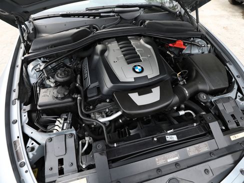 Used 2007 BMW 650i Convertible image 24