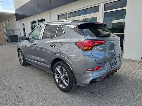 Certified 2021 Buick Encore GX Select w/ Advanced Technology Package image 5