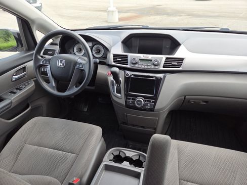 Used 2015 Honda Odyssey EX image 20
