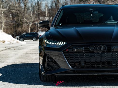 Used 2021 Audi RS 6 w/ Carbon Optic Package image 7