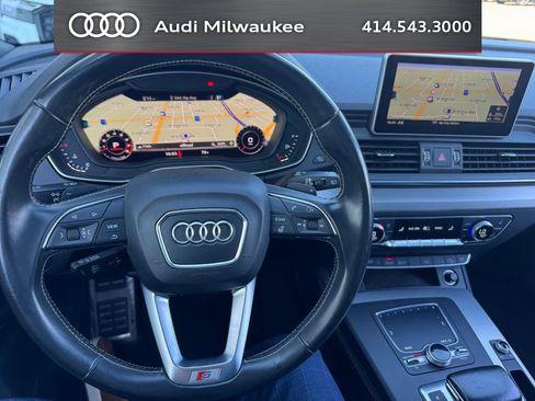 Used 2018 Audi SQ5 Prestige AWD/4WD image 17