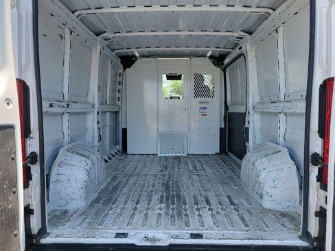 Used 2023 RAM ProMaster 2500 FWD image 22