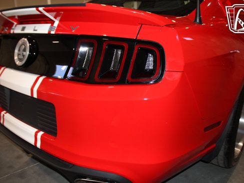 Used 2013 Ford Mustang Shelby GT500 w/ Electronics Pkg image 39