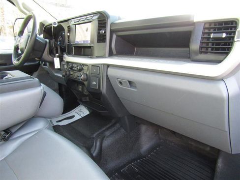 Used 2023 Ford F250 XL w/ Snow Plow Prep Package image 34