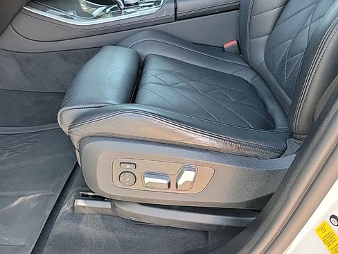 Used 2023 BMW X5 sDrive40i w/ Parking Assistance Package RWD image 11