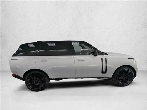 New 2026 Land Rover Range Rover Long Wheelbase SE image 5