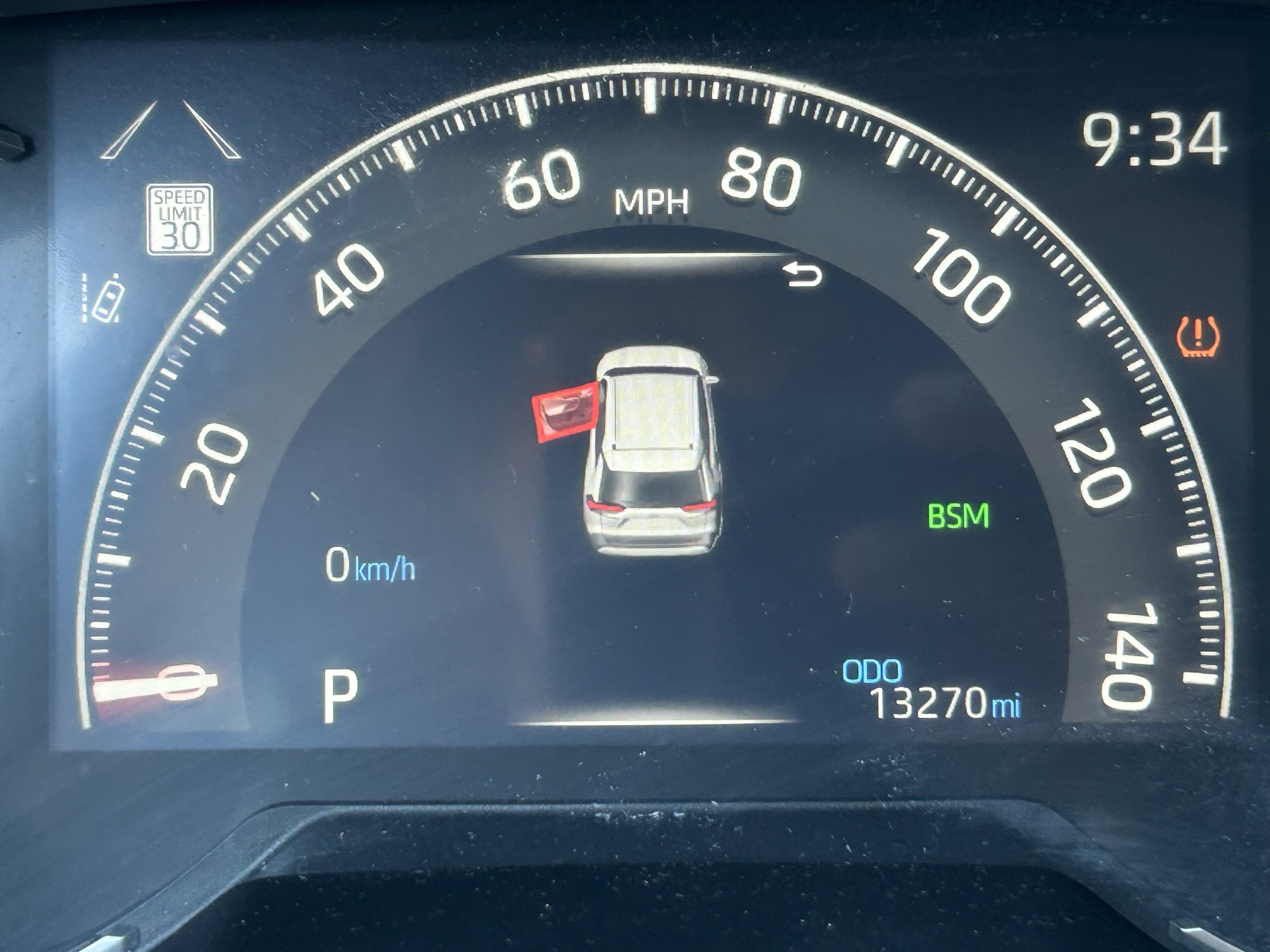 Used 2019 Toyota RAV4 Limited w/ Cold Weather Package FWD image 31