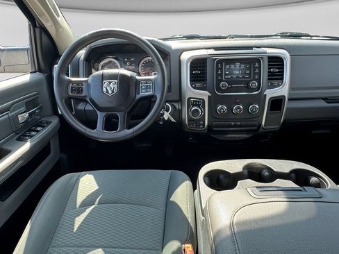 Used 2019 RAM 1500 Classic SLT AWD/4WD image 23