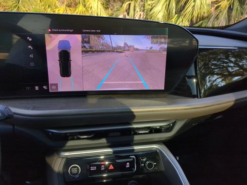 Certified 2025 Audi Q5 Premium Plus w/ Premium Plus image 27