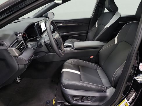 Certified 2026 Toyota Camry SE FWD image 11