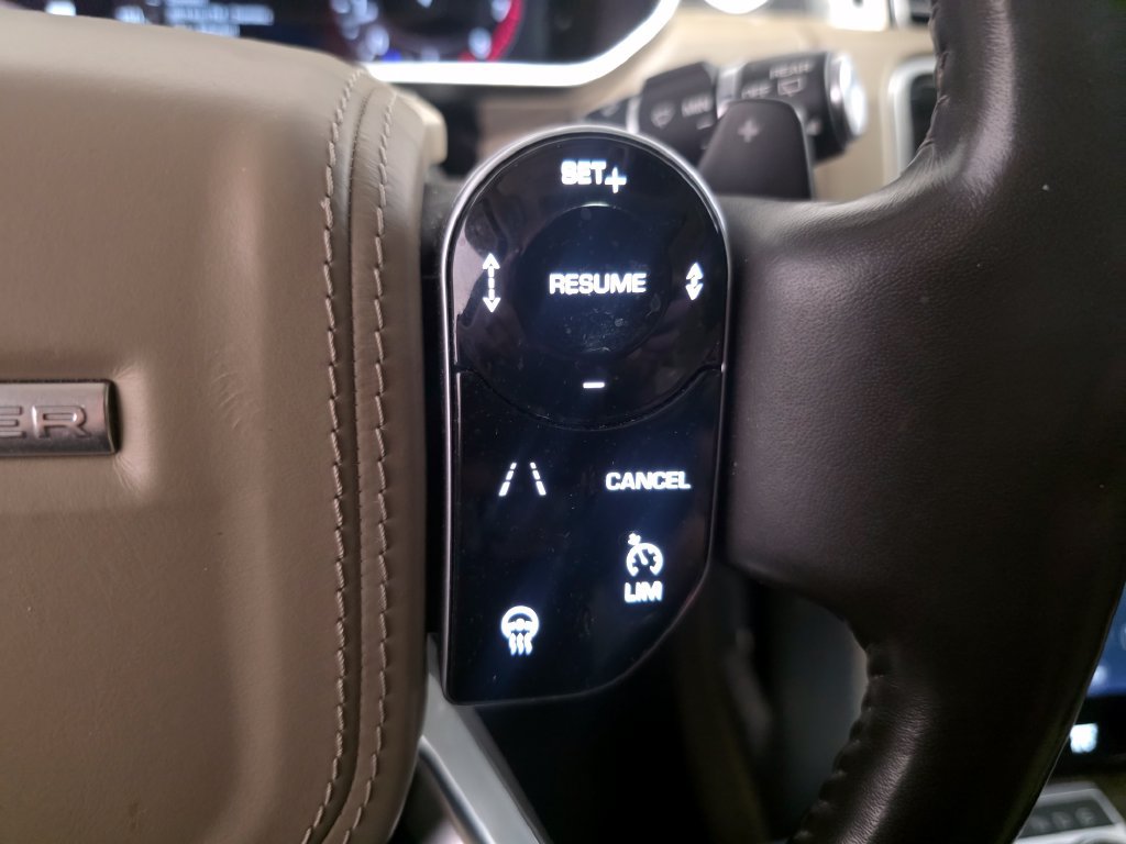 Certified 2019 Land Rover Range Rover HSE AWD/4WD image 23