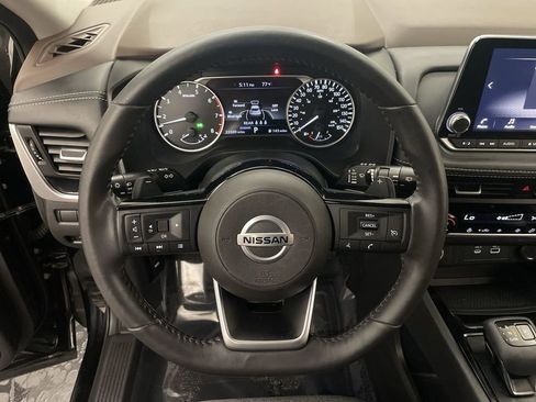 Used 2021 Nissan Rogue S FWD image 5