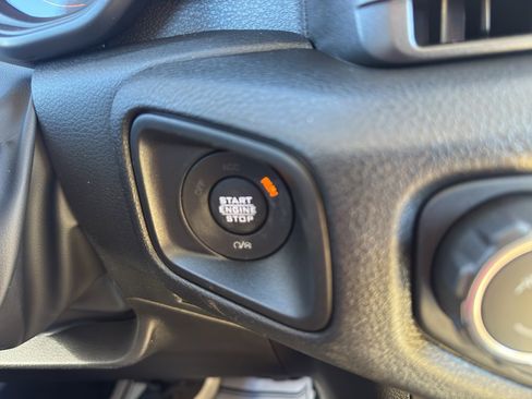 New 2026 Jeep Gladiator Willys AWD/4WD image 25