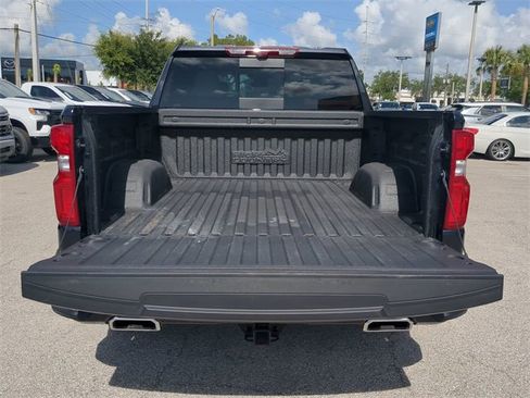 Certified 2024 Chevrolet Silverado 1500 High Country w/ Technology Package image 14