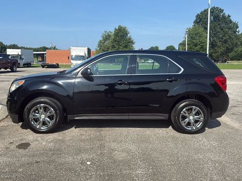 Used 2015 Chevrolet Equinox LS FWD image 2