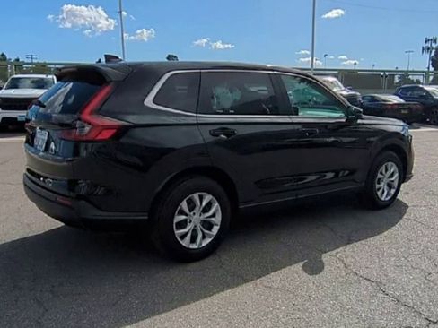 Used 2025 Honda CR-V LX image 8