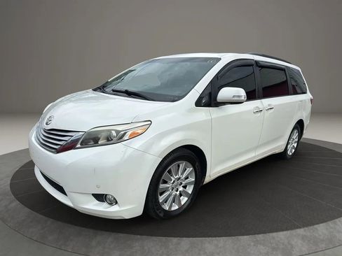 Used 2015 Toyota Sienna Limited Premium image 1