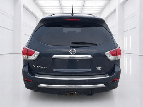 Used 2014 Nissan Pathfinder SL w/ SL Premium Package AWD/4WD image 4