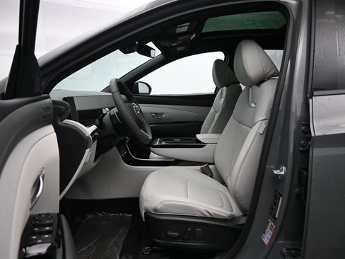 New 2026 Hyundai Tucson Limited image 25