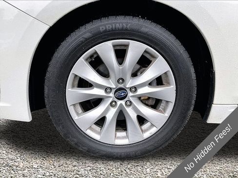 Used 2015 Subaru Legacy 2.5i Premium AWD/4WD image 8