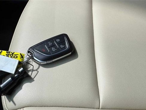 Used 2020 Cadillac CT5 Luxury w/ Sun And Sound Package image 28