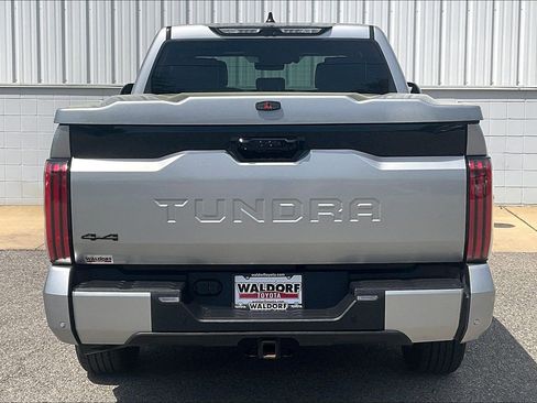Used 2024 Toyota Tundra Platinum image 5