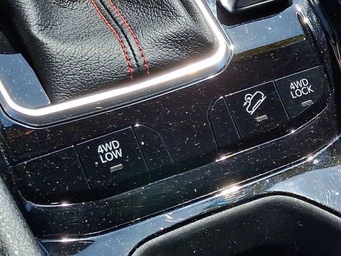 Certified 2022 Jeep Compass Trailhawk AWD/4WD image 26