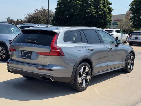 Used 2020 Volvo V60 T5 Cross Country w/ Protection Package Premier AWD/4WD image 3
