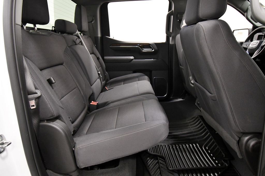 Used 2024 GMC Sierra 1500 Elevation w/ X31 Off-Road Package AWD/4WD image 17