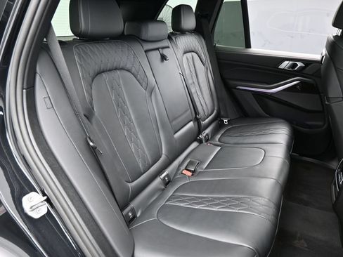 Used 2025 BMW X5 xDrive50e AWD/4WD image 49