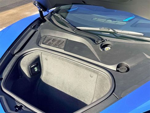 Used 2024 Chevrolet Corvette Stingray Premium Conv w/ Z51 Performance Package image 16