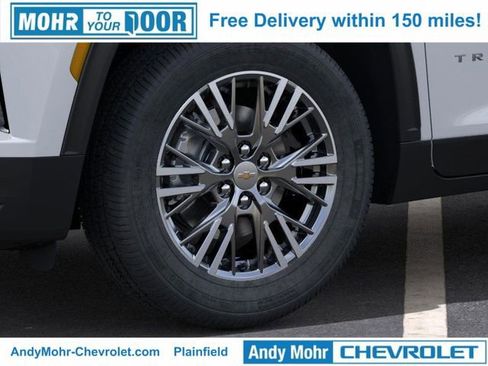 New 2026 Chevrolet Traverse LT w/ Driver Confidence Package image 9