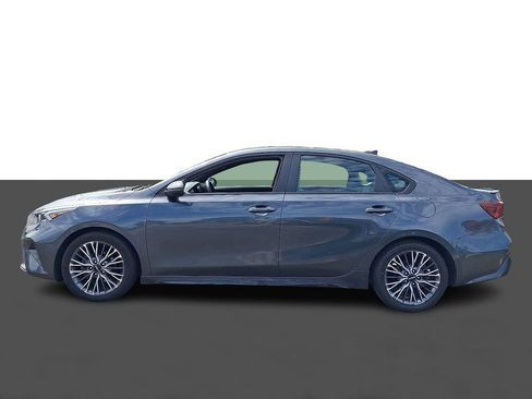 Used 2023 Kia Forte GT-Line w/ GT-Line Premium Package FWD image 4