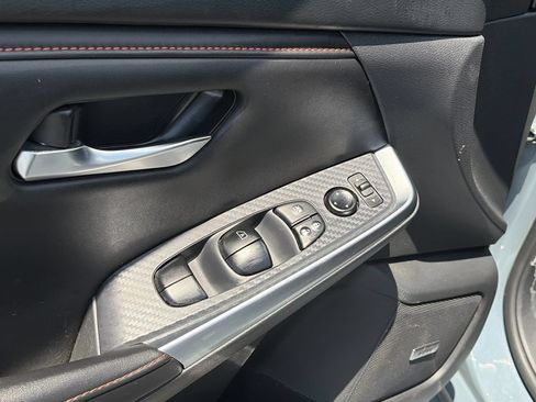 Used 2024 Nissan Sentra SR w/ SR Premium Package FWD image 21